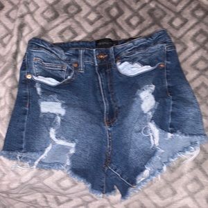 Blue Jean 5/27 Kendal Kyle shorts